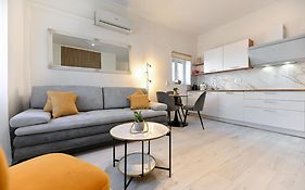 Apartment Populare